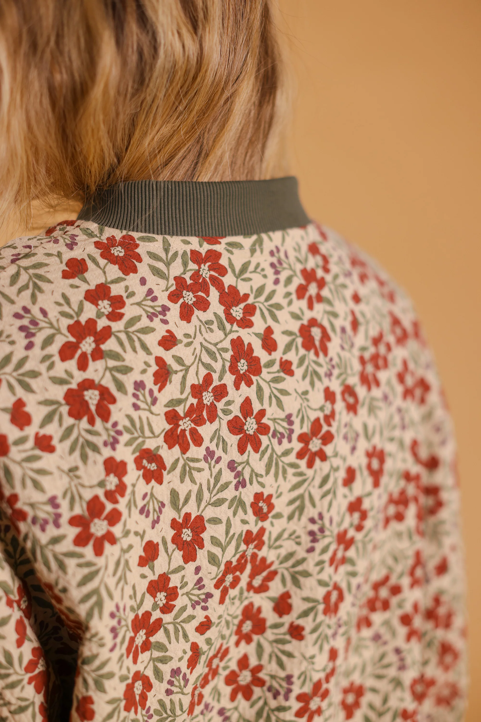 Bomber Jacket Lotta Cream Flowers - Image 16