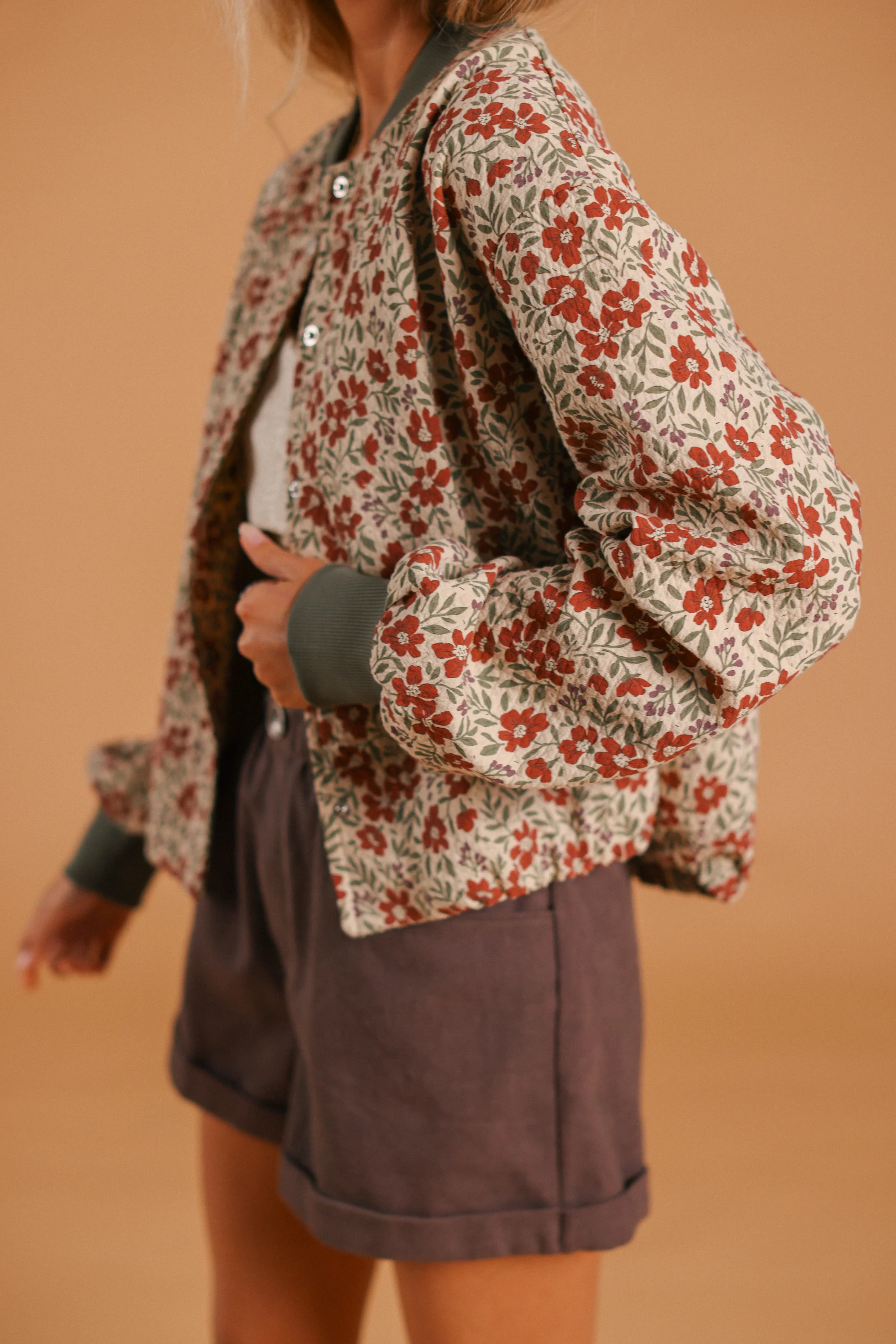 Bomber Jacket Lotta Cream Flowers - Image 30