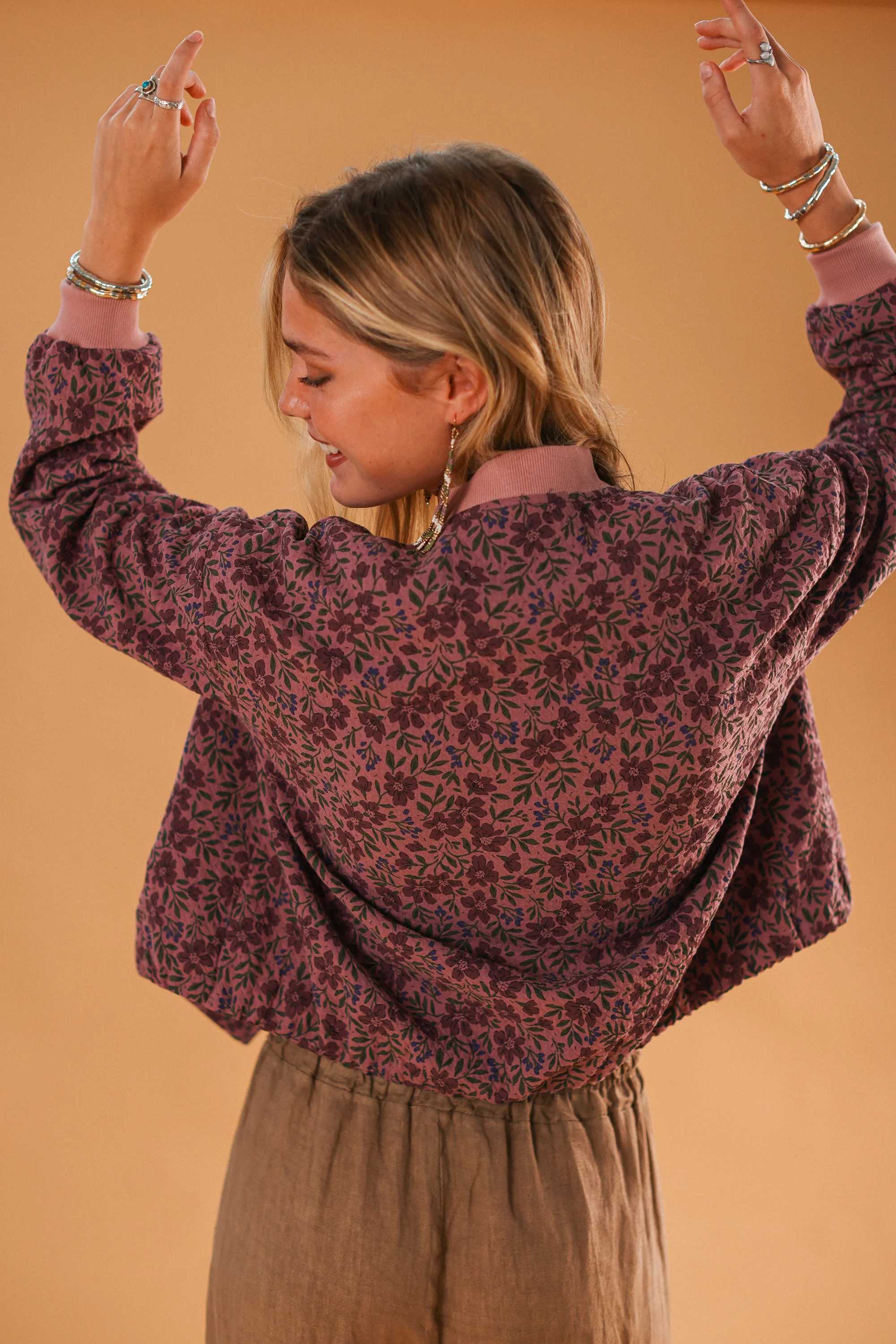 Bomber Jacket Lotta Purple Flowers - Image 10