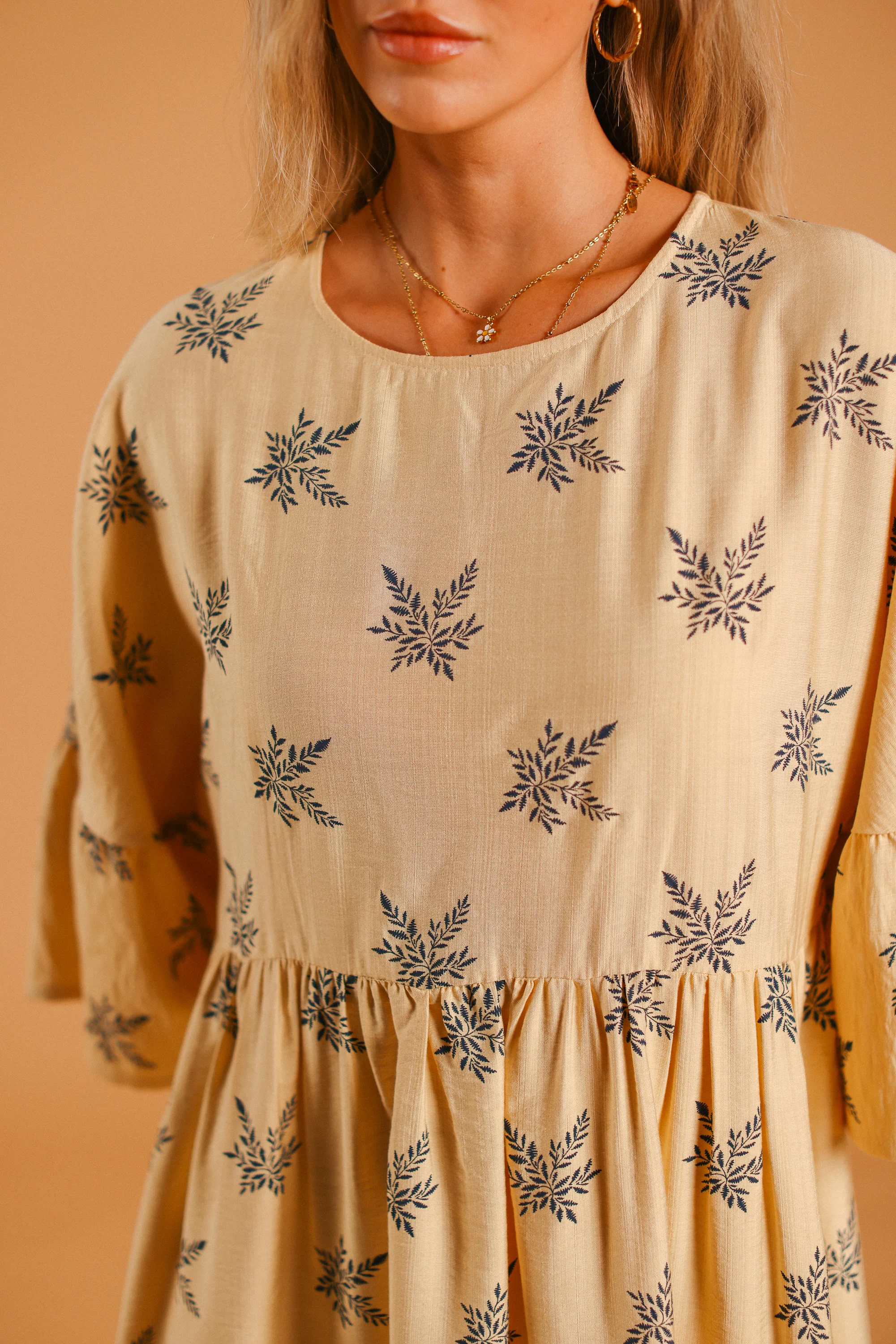 Dress Marvina Dusty Yellow - Image 5