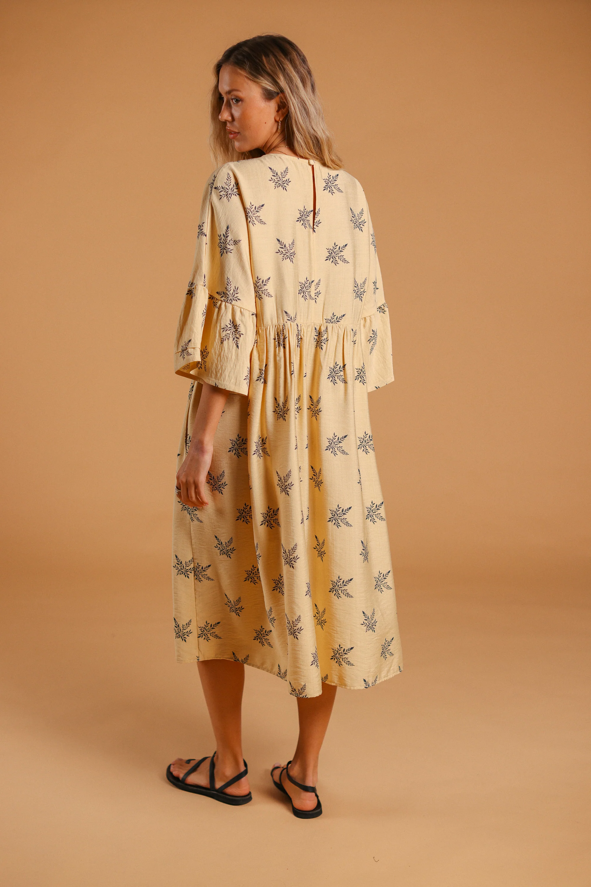 Dress Marvina Dusty Yellow - Image 8
