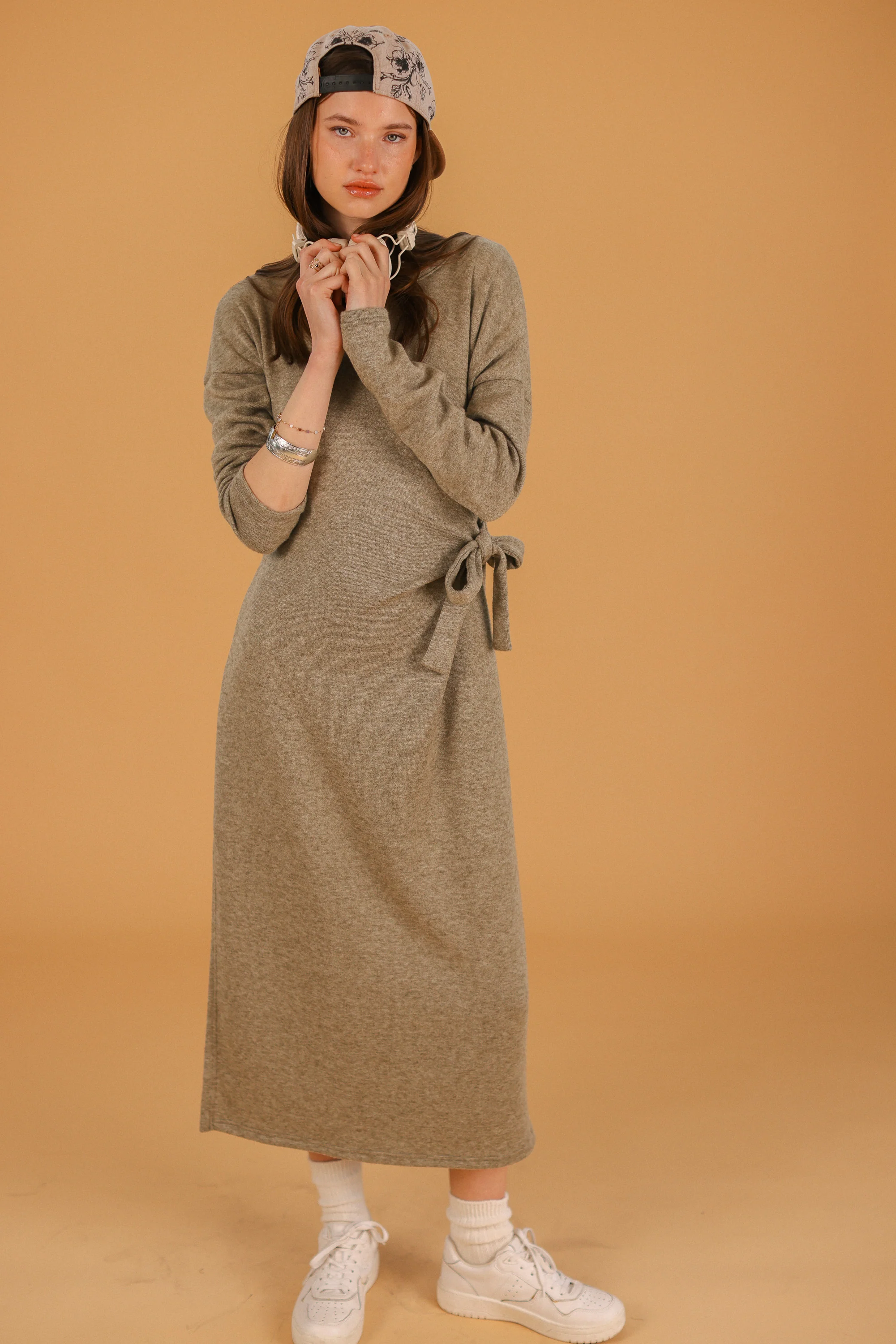 Dress Veyra Khaki - Image 12