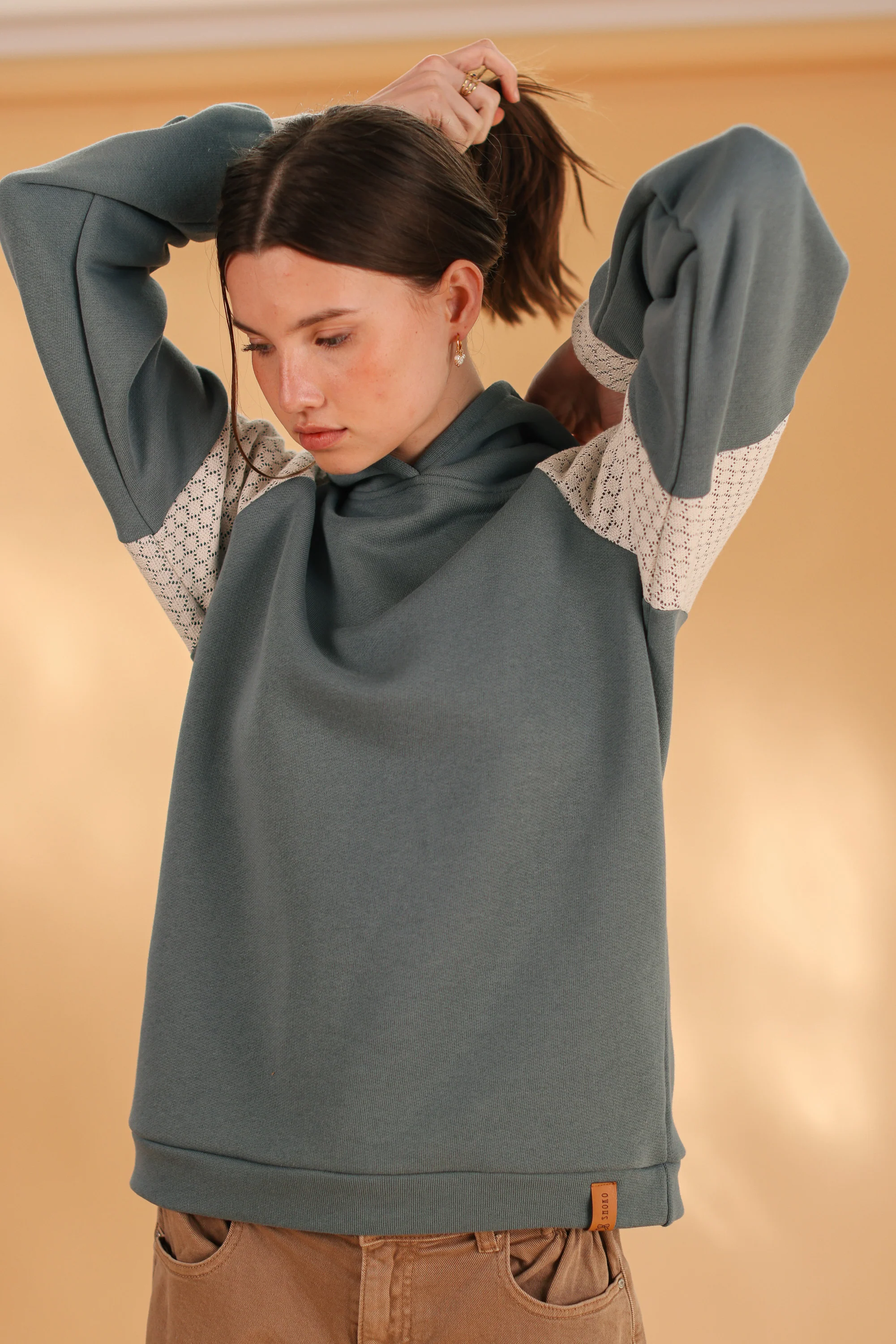 Hoodie Meyra Teal Lace - Image 5