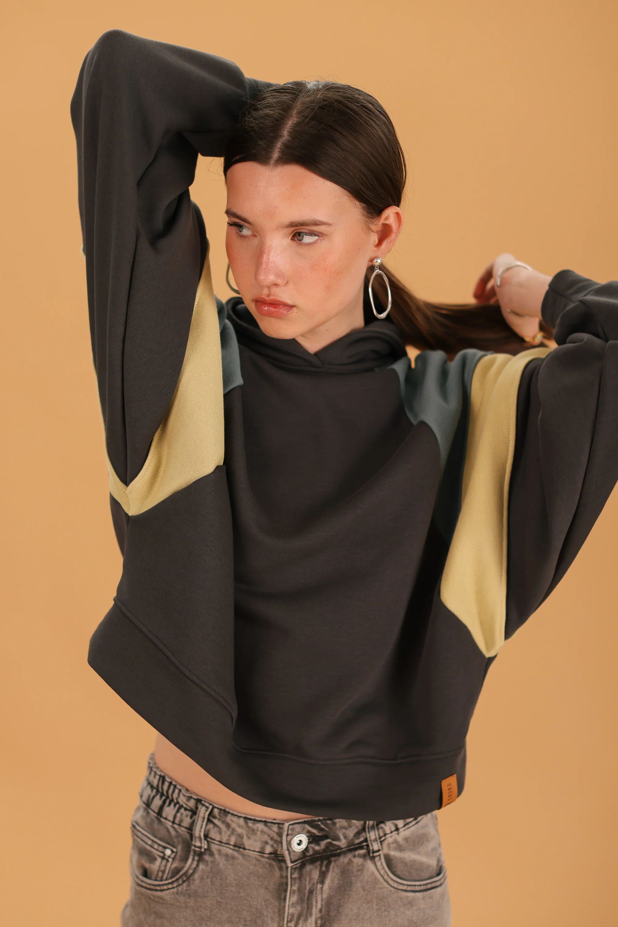 Hoodie Sweeney Grey - Image 7