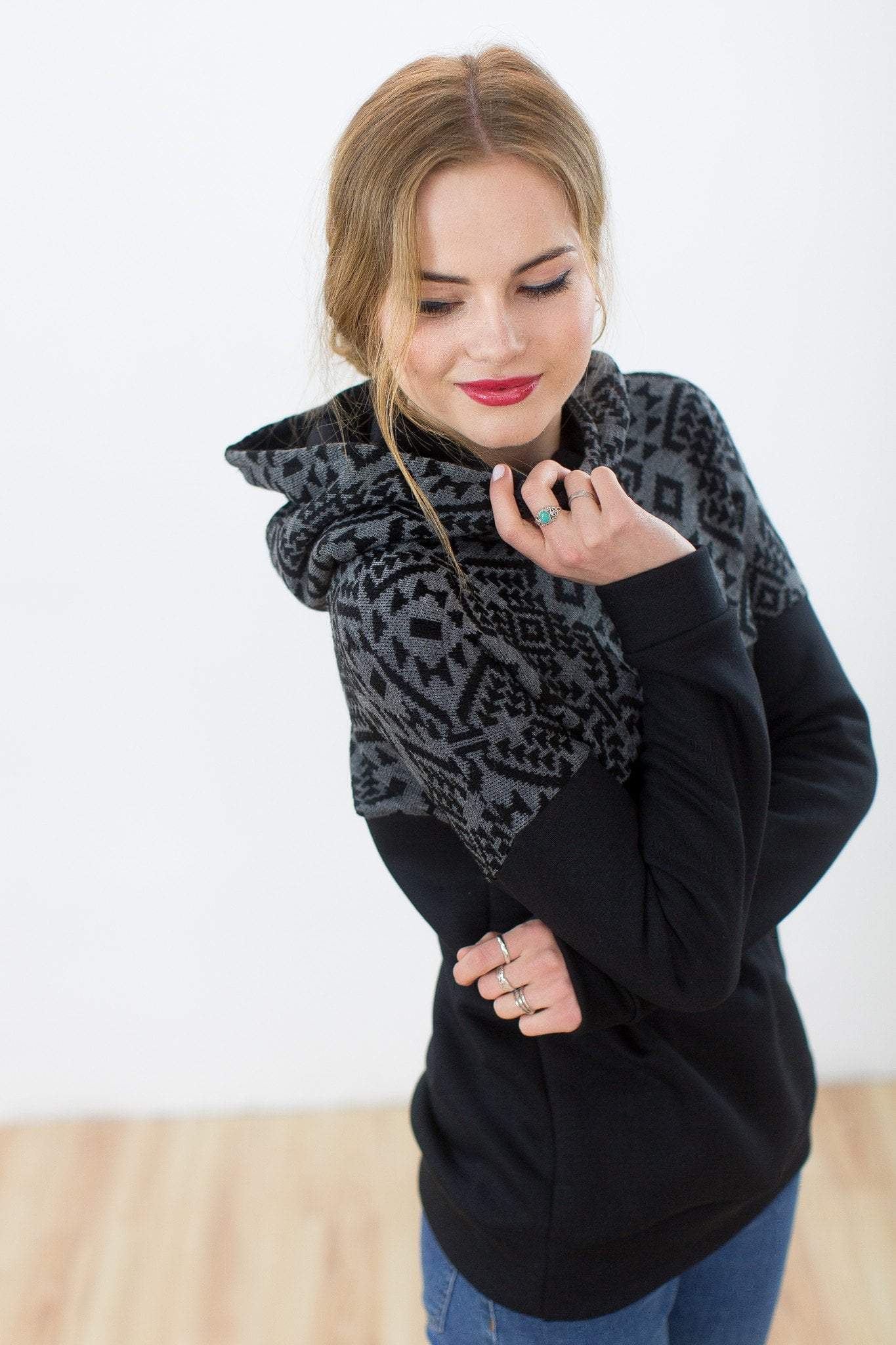 Hoodie To Go Black Aztec - Image 4