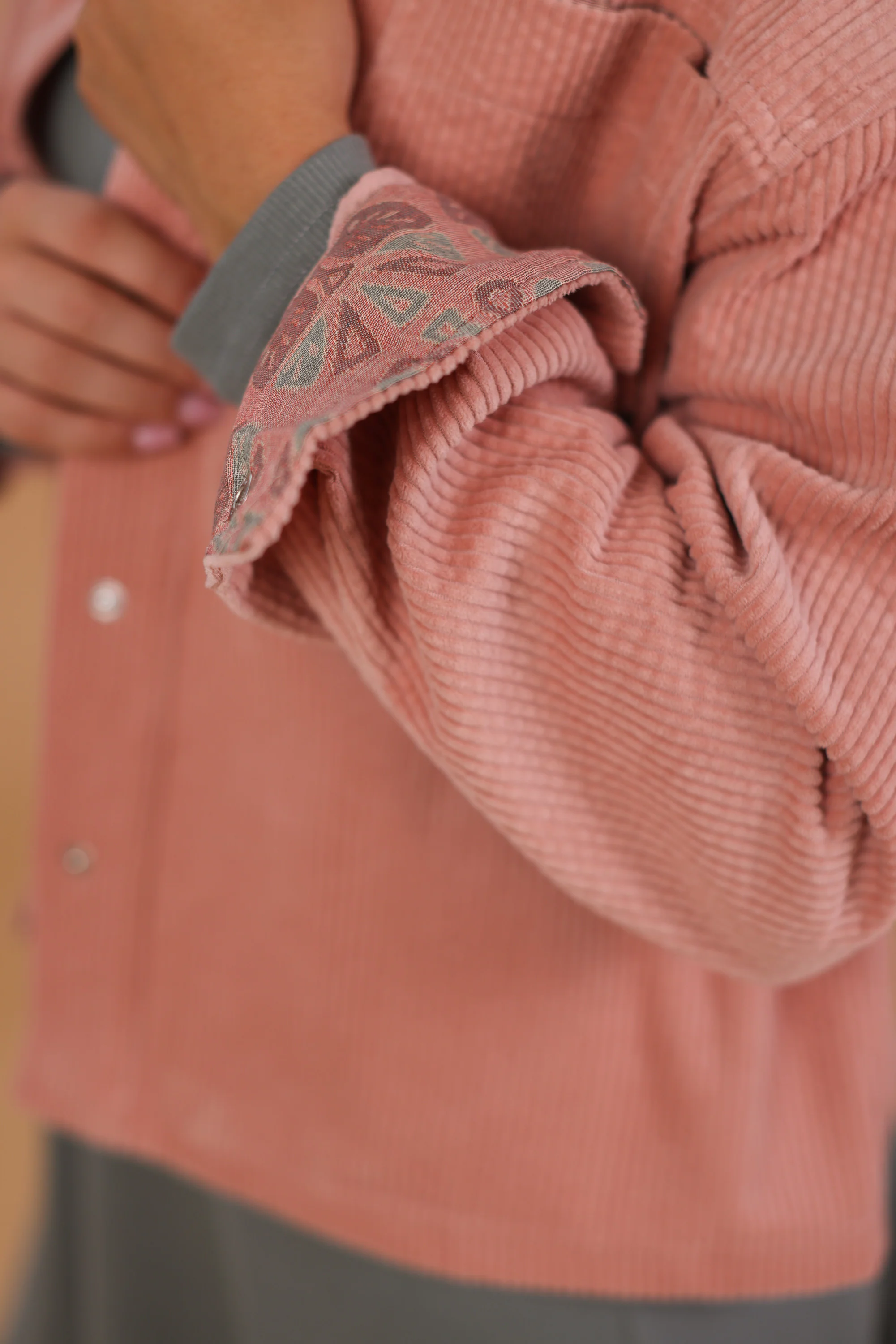 Jacket Calla Dusty Pink Leaves - Image 9