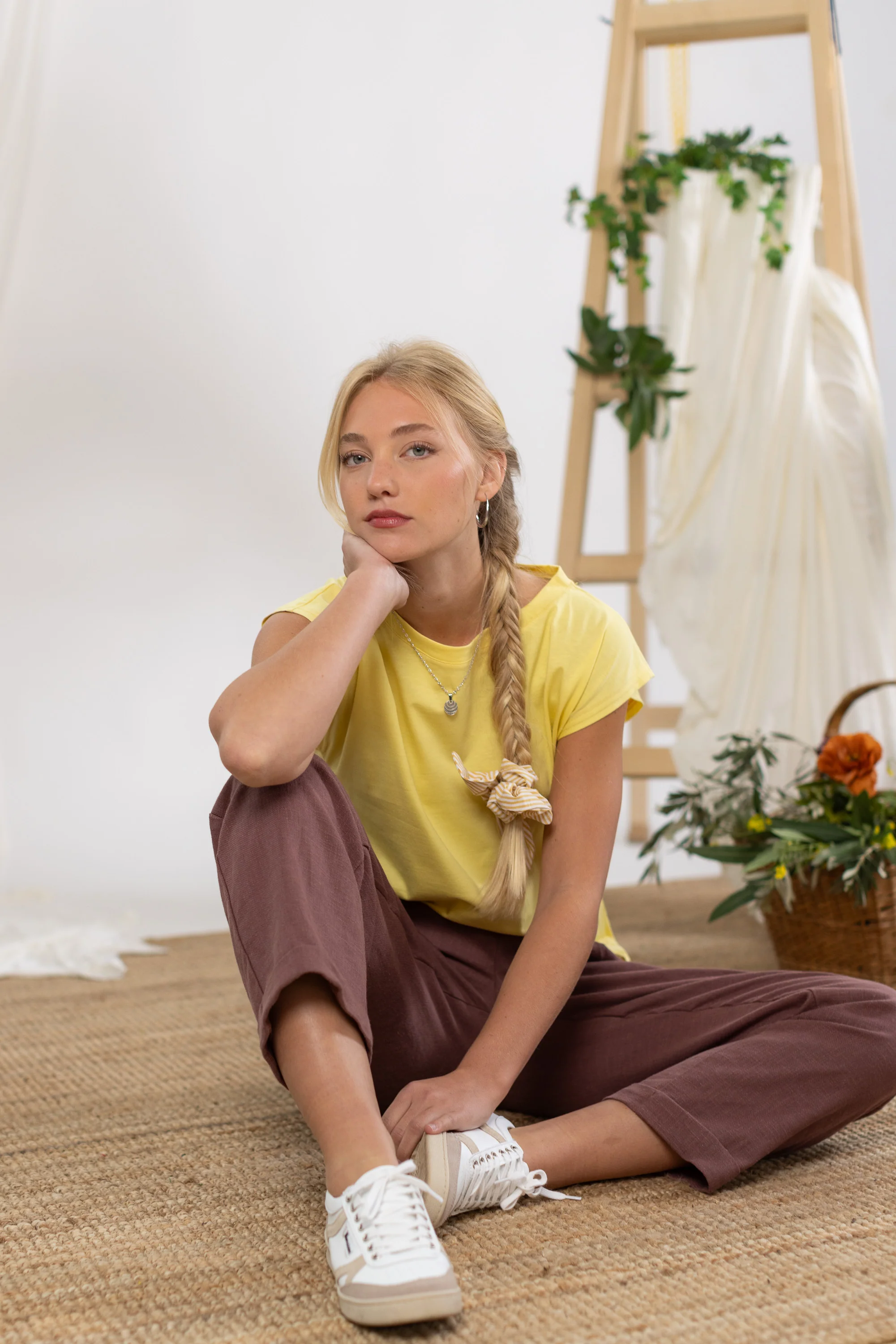 Pants Dani Grape - Image 6