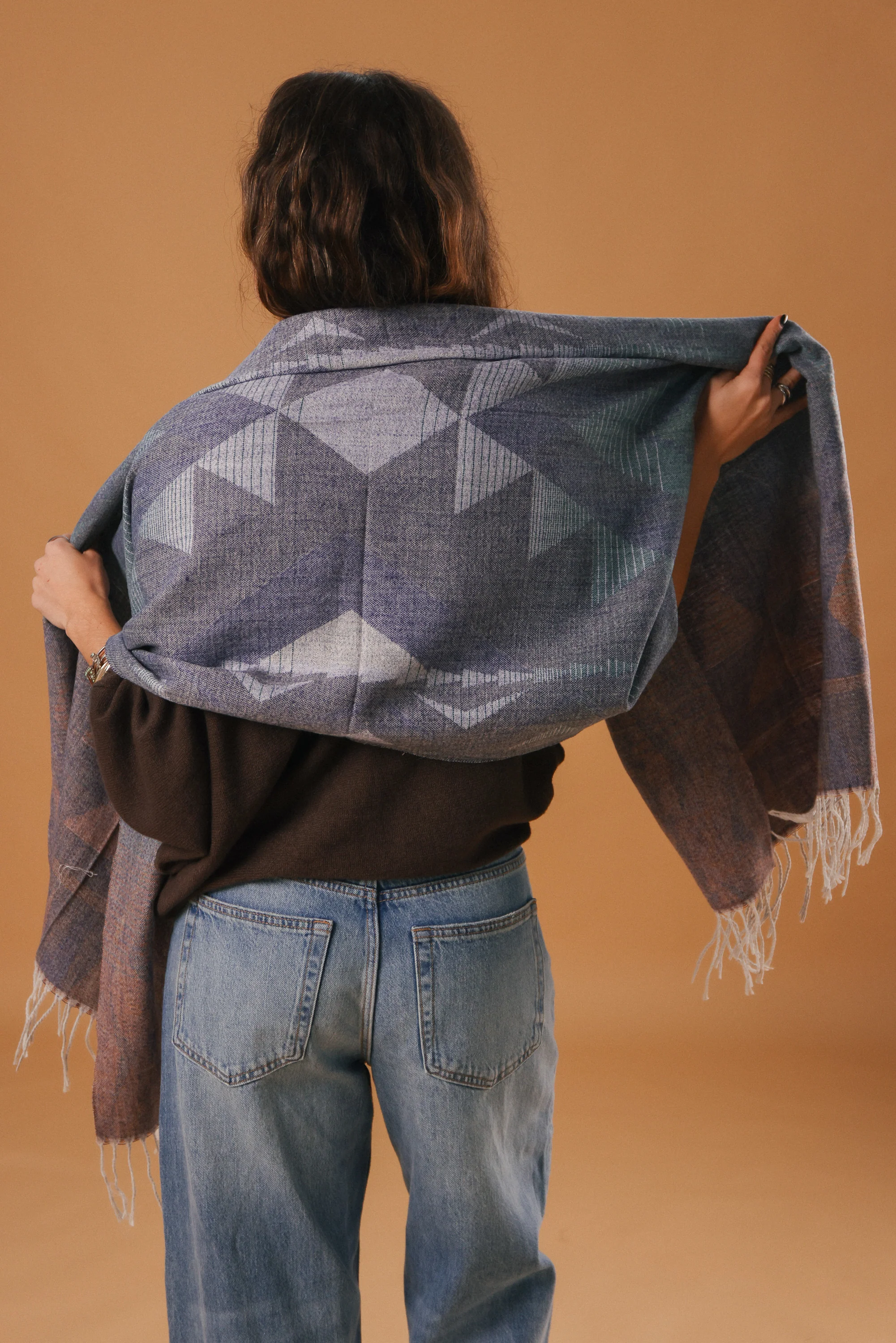Scarf Auravine Grey-Green - Image 2