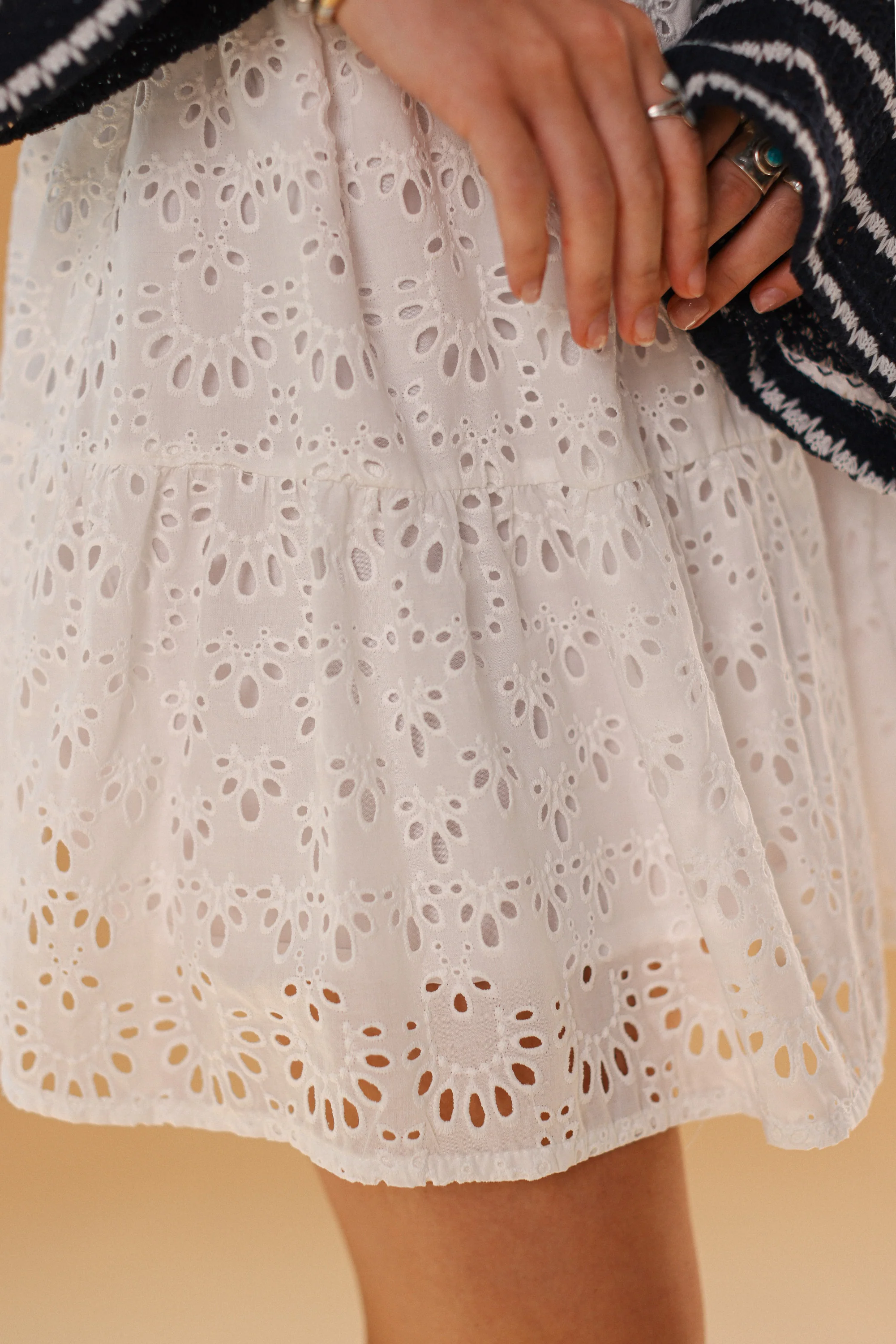 Skirt Joryn White Embroidered - Image 3