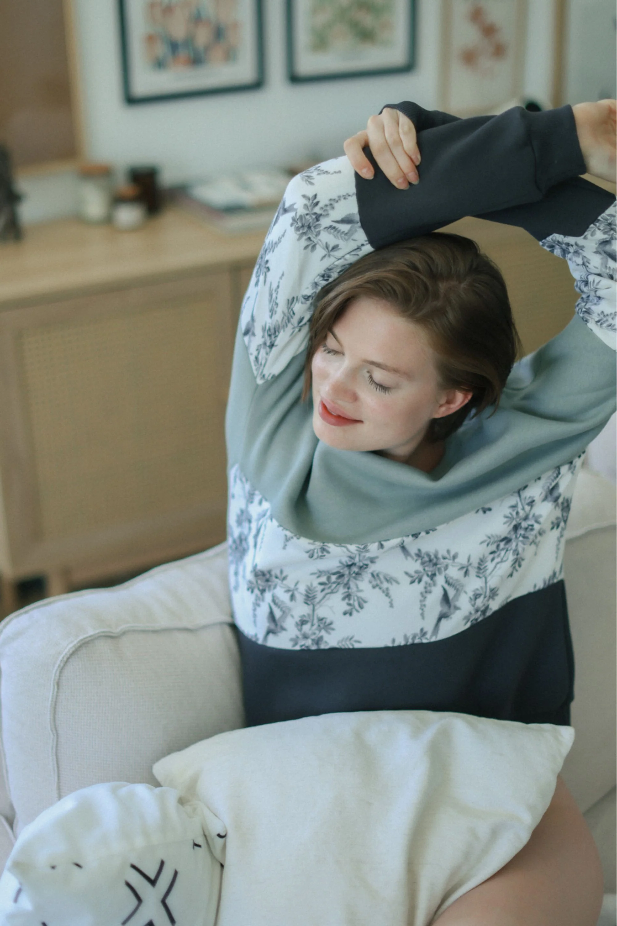 Sweater Mia Mint Kolibri - Image 5