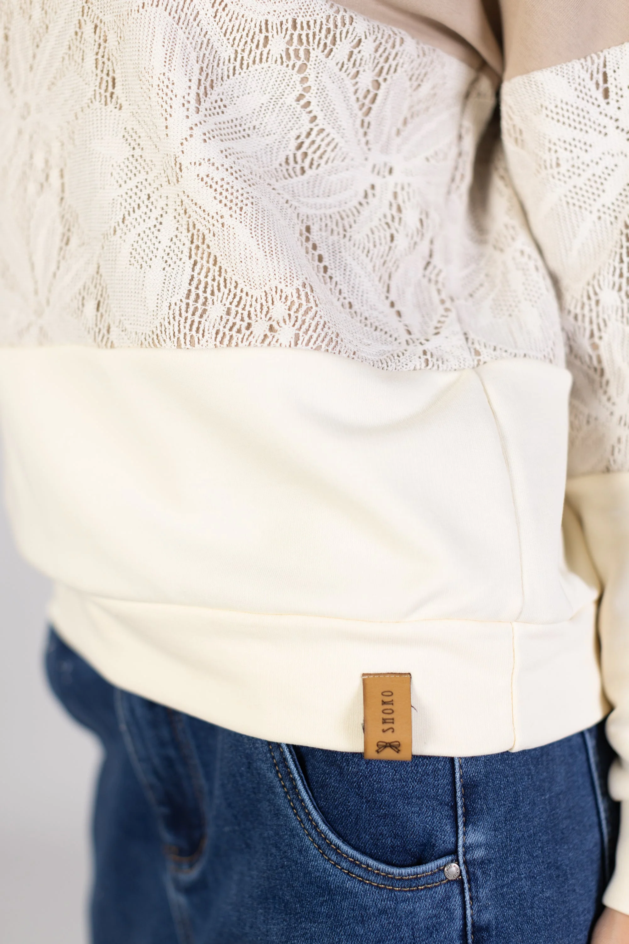 Sweater Mia Mocha Lace - Image 3