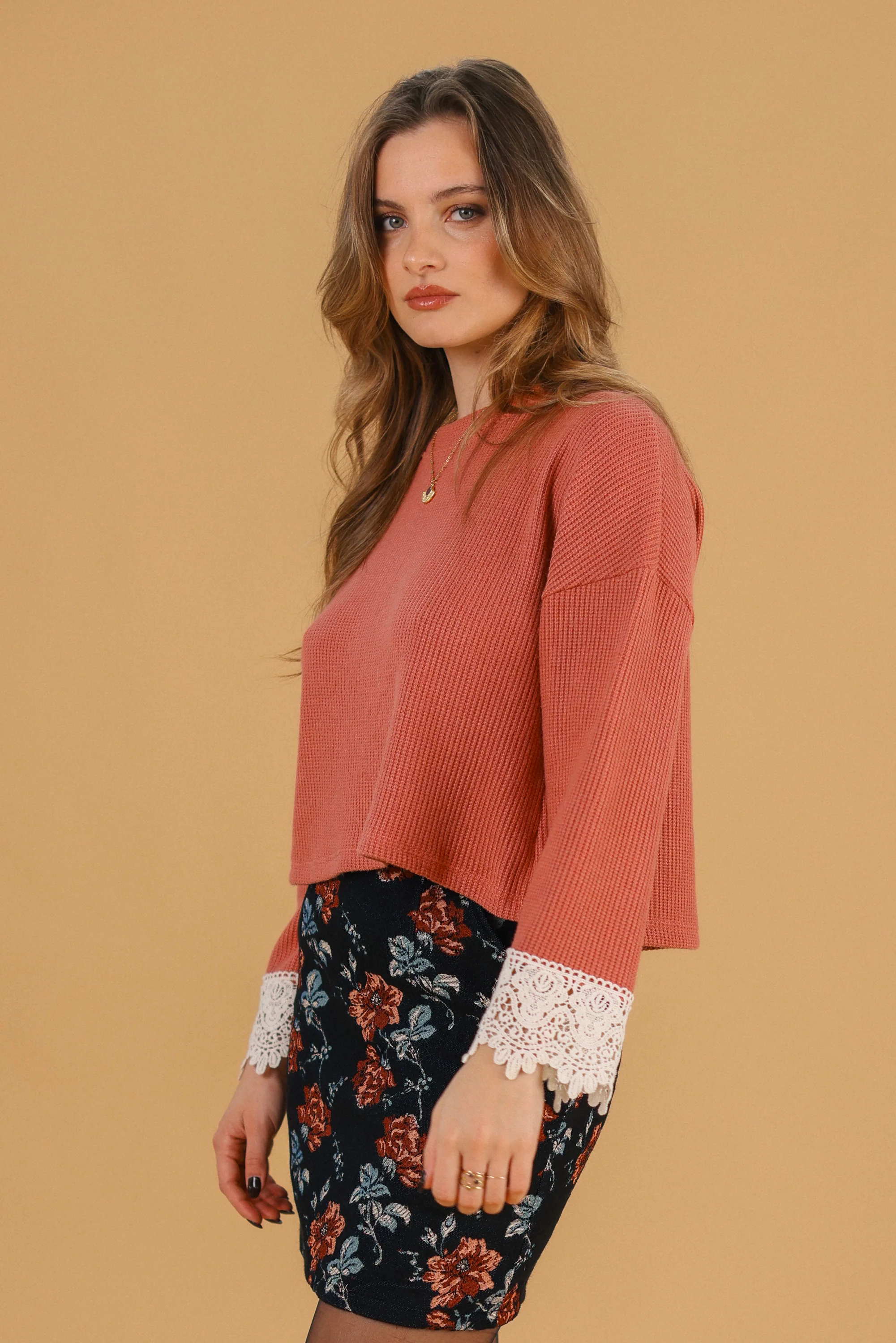 Sweater Teagan Peach Lace - Image 3