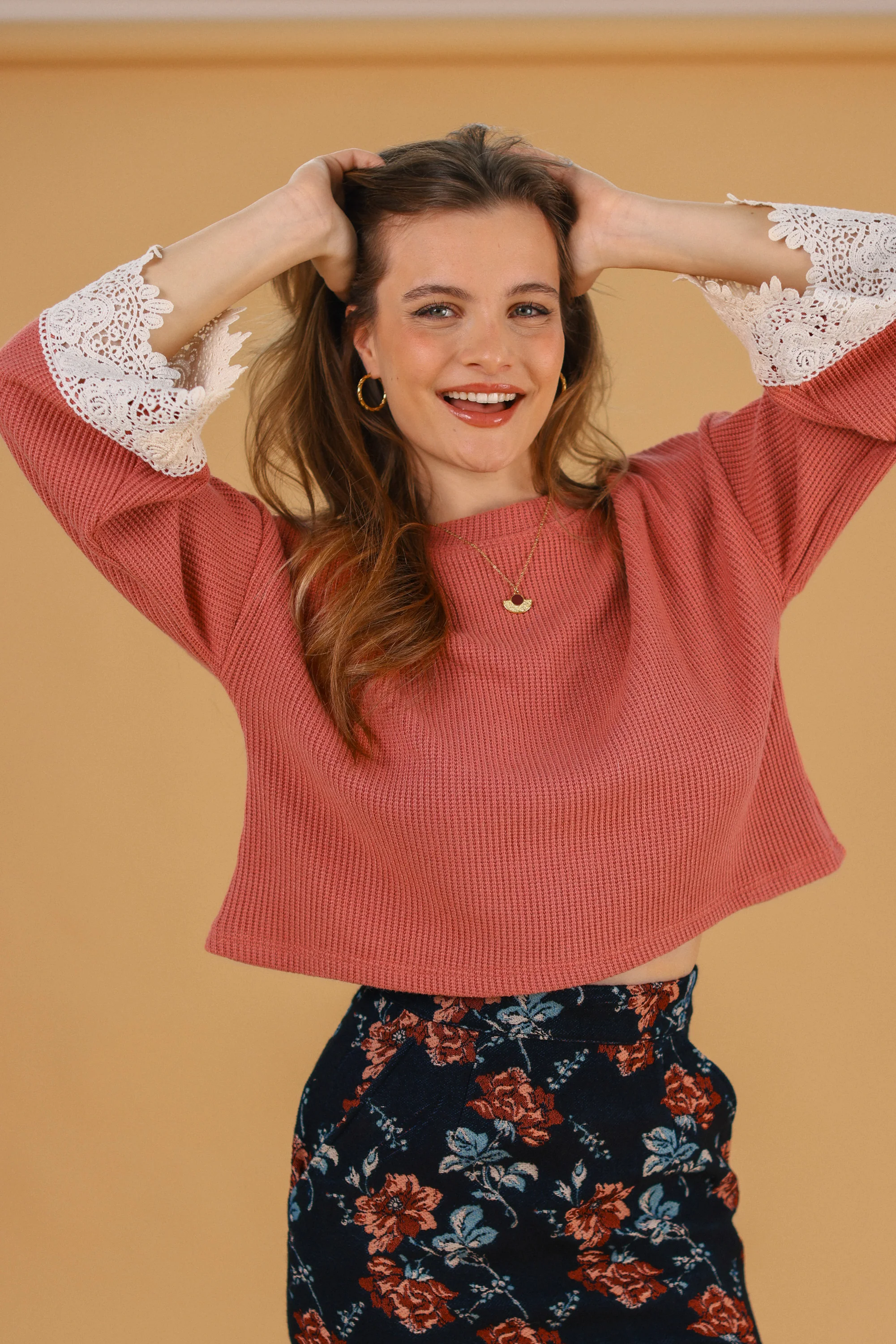 Sweater Teagan Peach Lace - Image 5