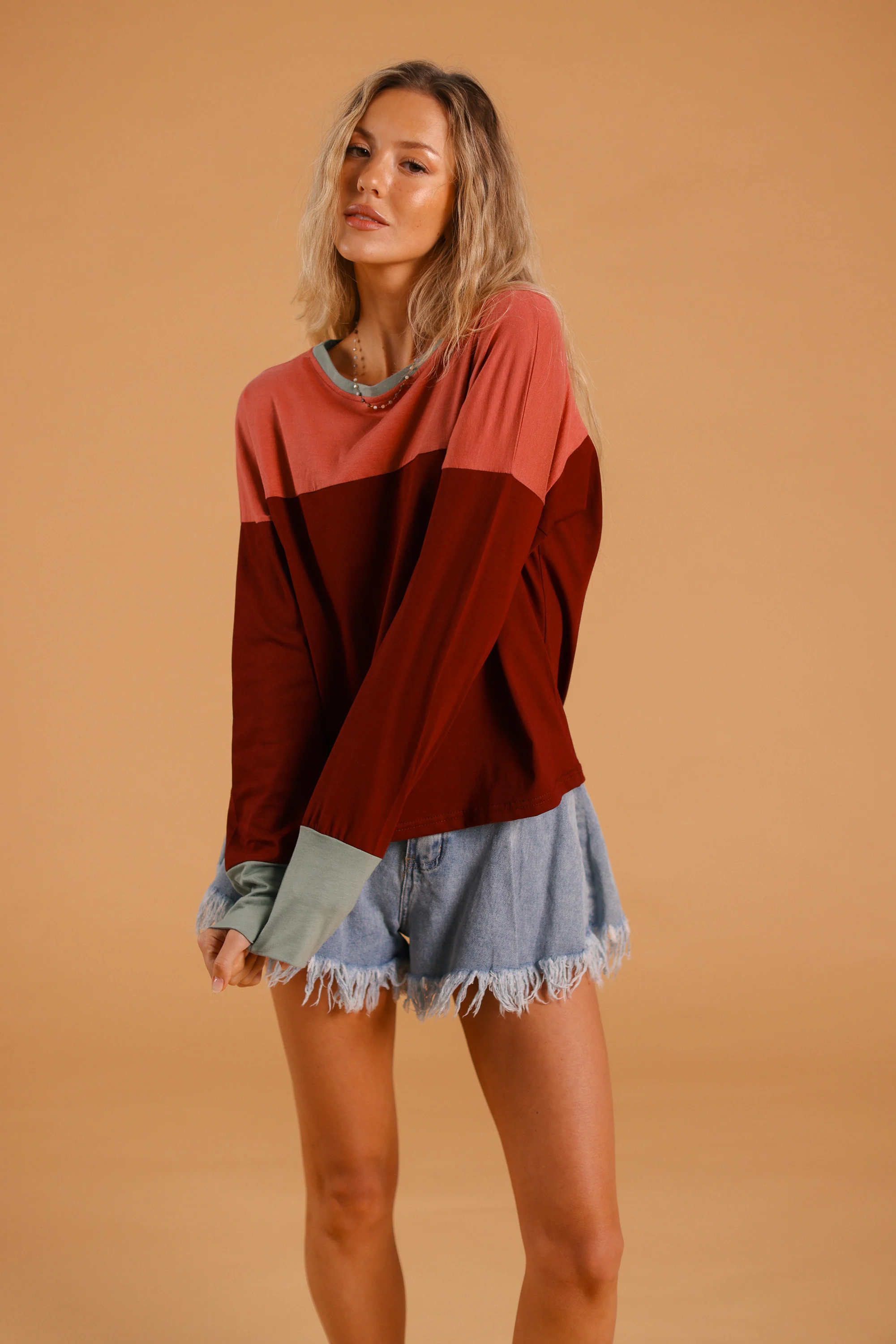 Top Dalianne Burgundy - Image 5